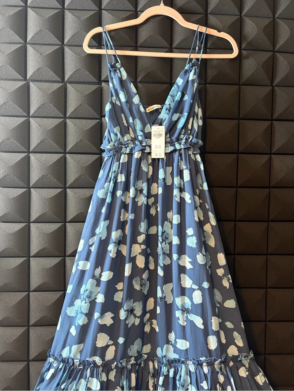 Abercrombie & Fitch Blue Floral V-Neck Maxi Dress